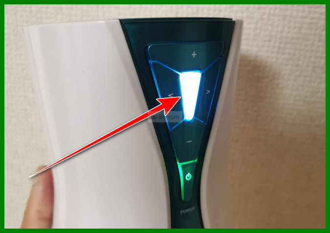The middle button that pauses the A10 Cyclone SA PLUS
