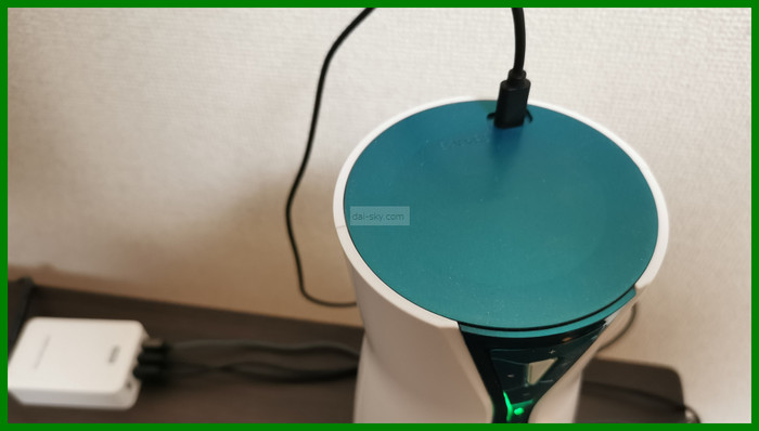 Charging the A10 Cyclone SA PLUS with a USB cable plugged in at the top