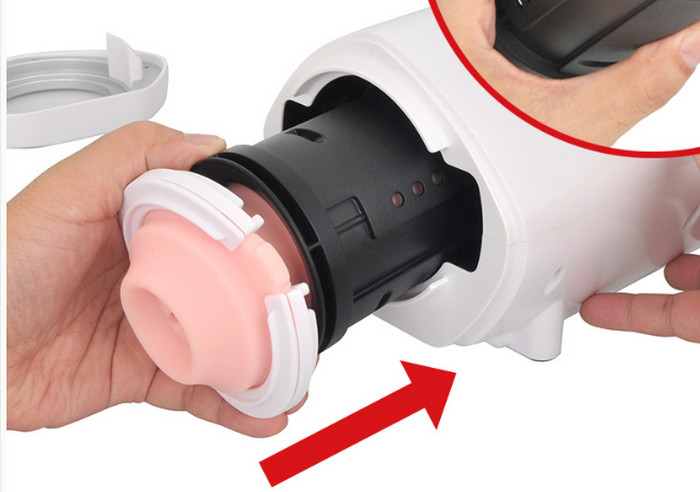 Pushing the official sleeve, with its white plastic ring, into the A10 Piston SA