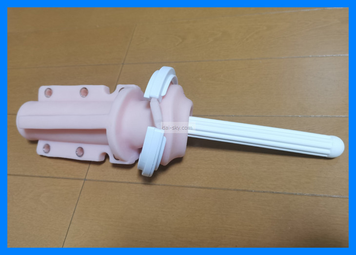 A diatomite drying stick pushed into an A10 Piston SA sleeve